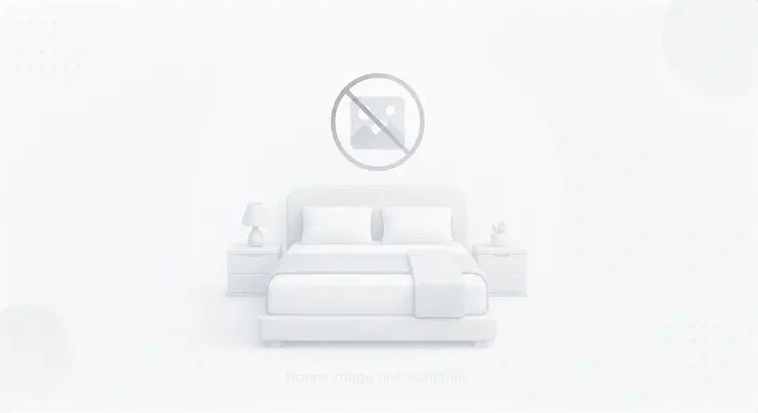 Efficiency Queen Suite with Sofa-Bed - Non Smoking